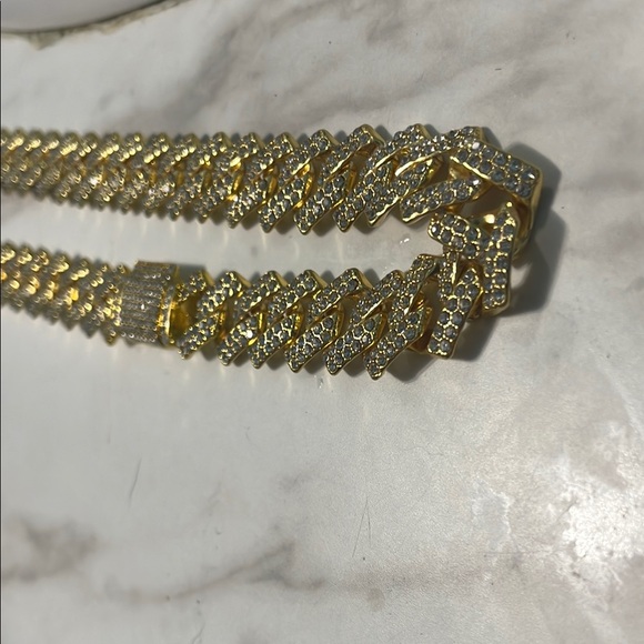 Gold and Silver Chain Necklace - Picture 3 of 3